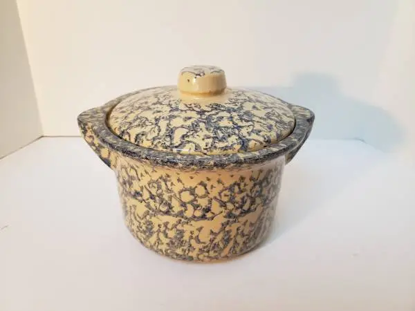 Vintage RRP Stoneware Sponge Crock 2ith Lid