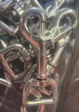 Swivel snaps