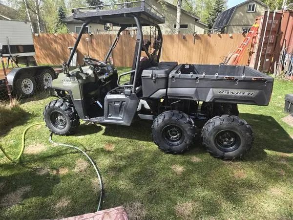 Polaris Ranger 6x6 800 EFI