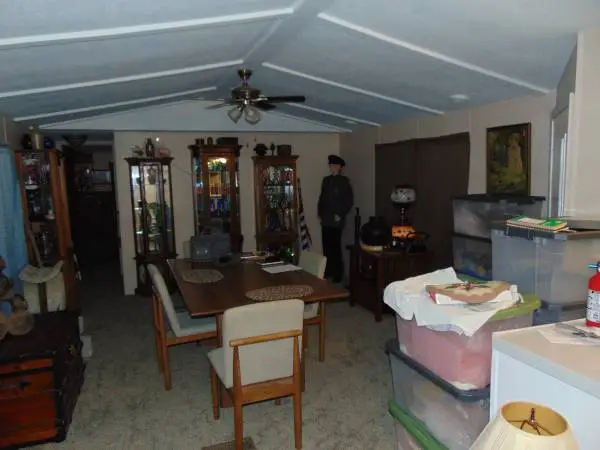 Mobile home for sale by Realtor 2bd, 2ba 1983 single wide . $54,900
