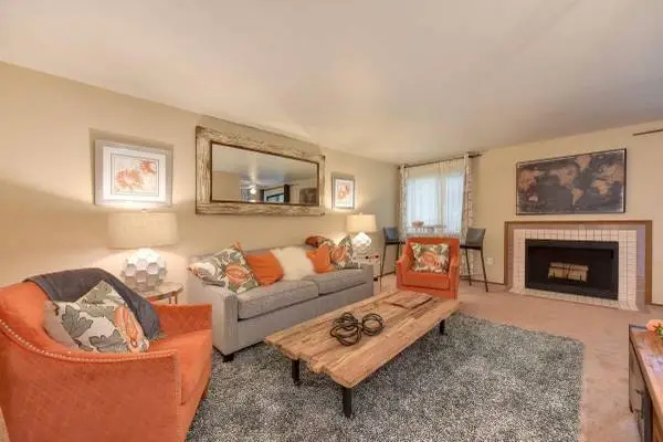 Exceptional 3 BR Gem! Enjoy Basketball, BBQs, & Pet-Friendly Perks