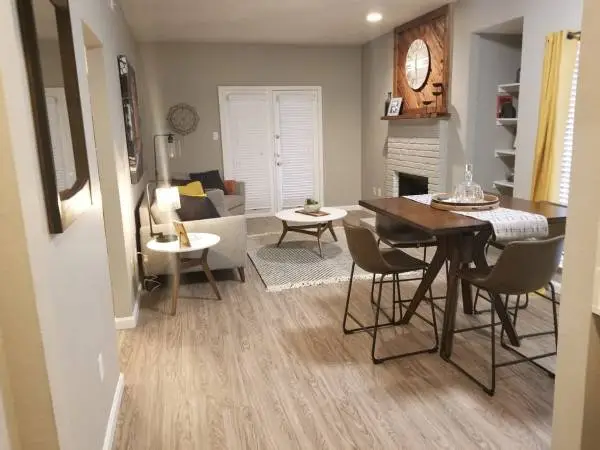 Great floor-plan with w/d connection, fireplace, huge balcony & more!