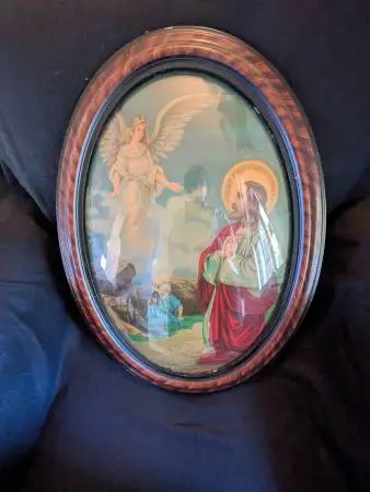 Oval Tiger Wood Bubble Glass Picture Frame, Jesus in the Garden