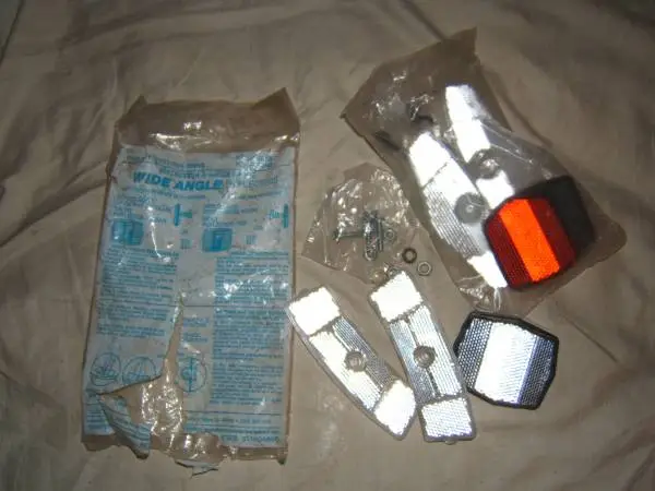 Vintage Sate lite kit #36056 Reflector Set Reflectors in package