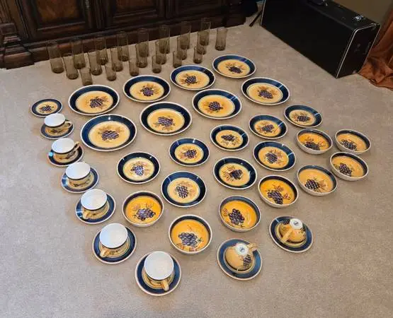 Gibson Antique Vineyard Grape Design Dishes And Glasses Set