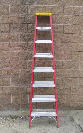 Like New 8 Foot Louisville Ladder