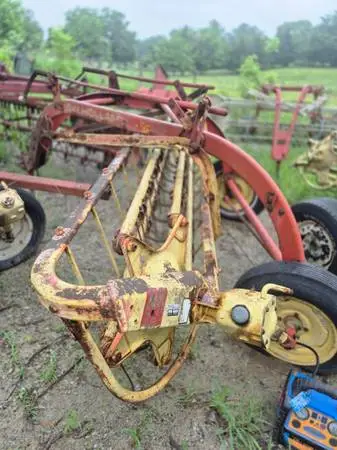 256 new holland hay rake
