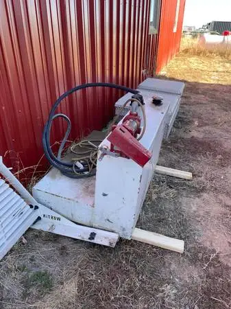 !!DIESEL TRNSFER TANK - TOOL BOX -LADDER RACK!!