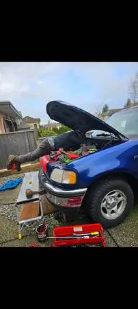 Vancouver mobile mechanic. Avaliable 7 days a week . RED SEAL