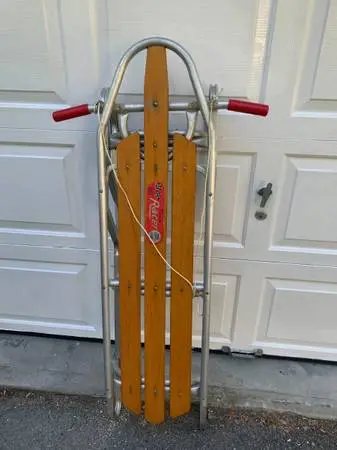 Duralite Racer aluminum and wood sled
