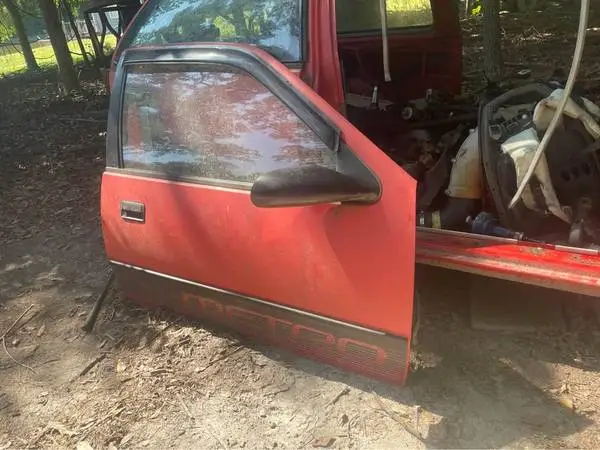 1990 Geo Metro 2 Door Hatchback Right (Passenger) Door
