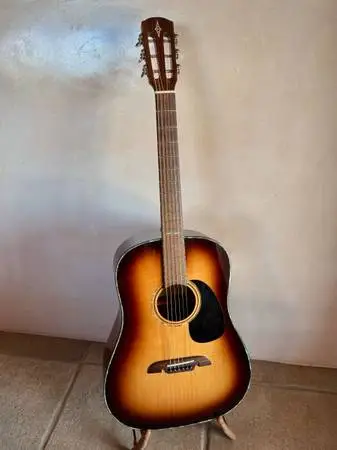 12-fret Acoustic/Electric Guitar w/ abalone purfling
