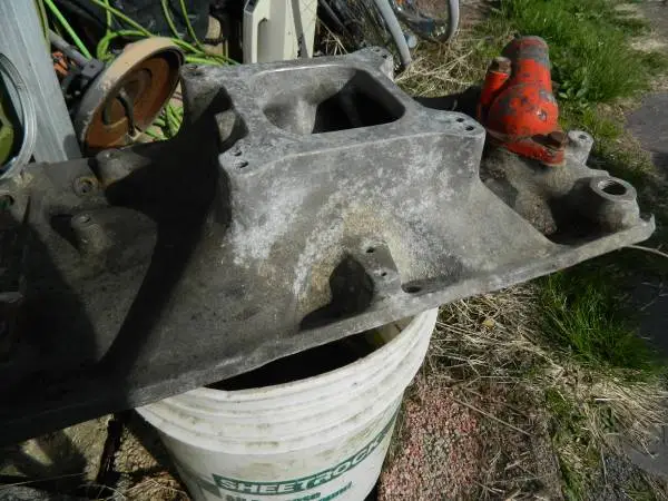 Weiand 7546. small block chevy alum. intake