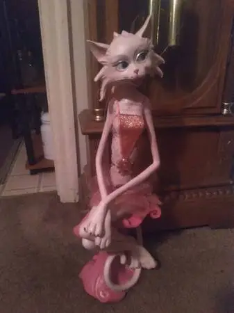 Porcelain Vintage Animated Cat Girl/Woman Statute/OBO