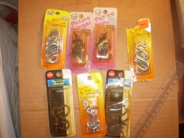 Hooks 7 PACKS IN LOT VINTAGE NEW