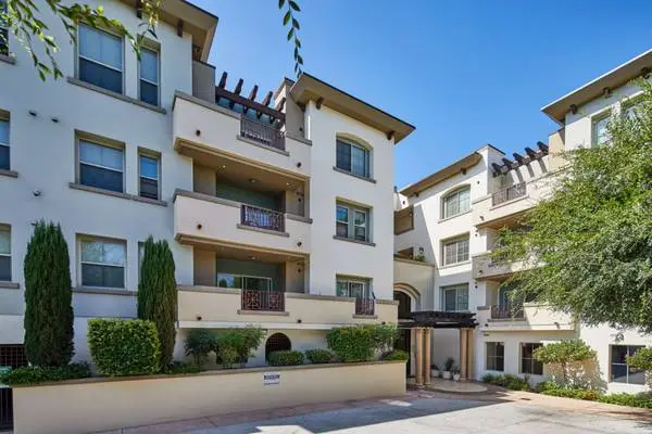 Join our Waitlist! Amazing Apartments!