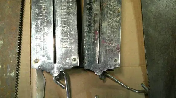 30 pound spring scale 2 for10