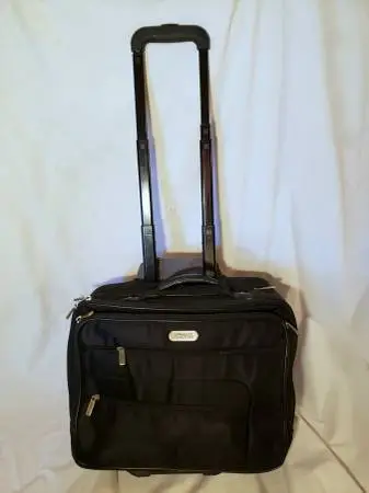 Kenneth Cole Rolling Laptop Case