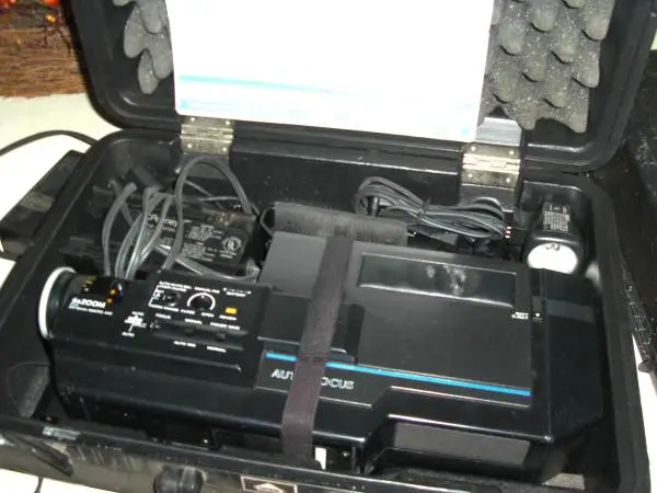 VHS CAMCORDER - WOKING CONDITION