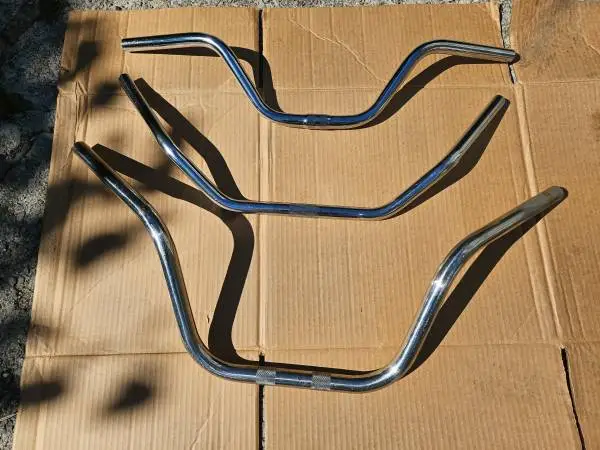 Wide bike handlebars