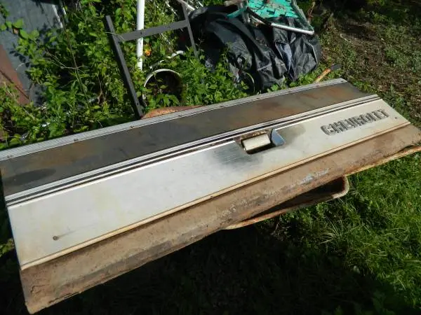 1973-80 chevy pickup tail gate