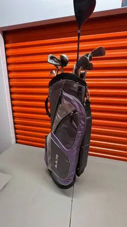 GOLF CLUBS WOMEN RH READY FOR THE COURSE