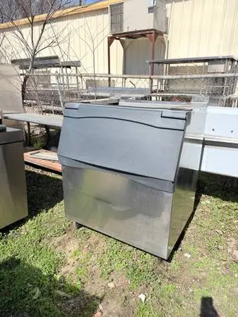 Scotsman ice bin