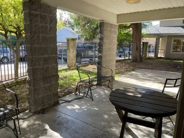 Key Fob Entry, Security Cameras, Extra Storage