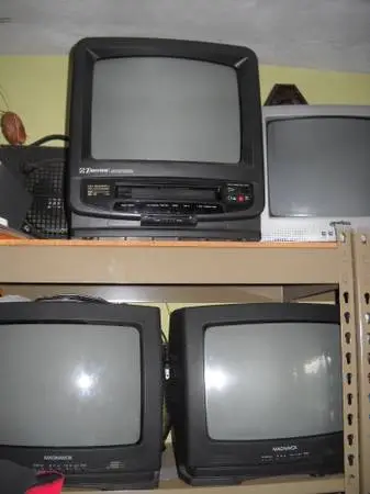 ALL KINDS OF OLDER MODEL TVS