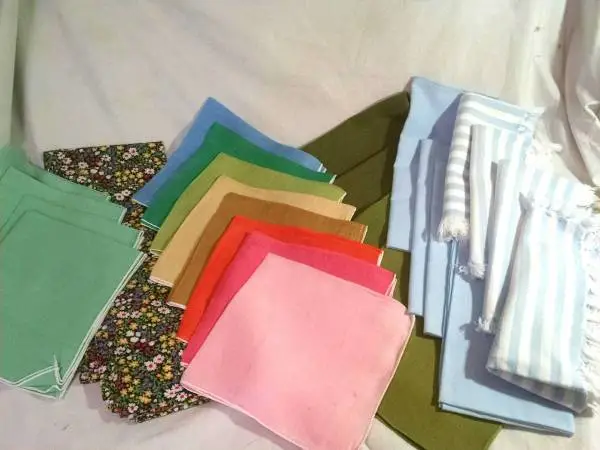 Table Cloths, Runners, Mats and Napkins