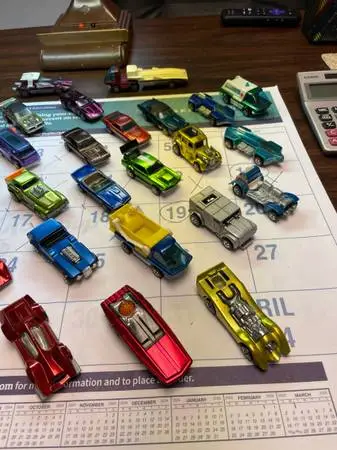 Buying older toys,trains, Hot Wheels,diecast,slot cars,models,etc.