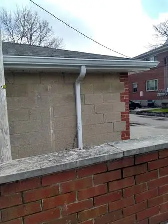 SEAMLESS RAIN GUTTERS and LEAF GUARDS / free estimate