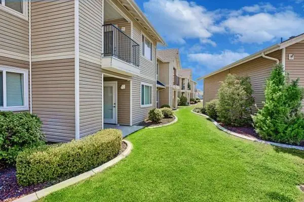 Affordable Housing - A price you can afford! 4 bd, 2 ba, 1153 sqft!