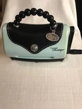 Sizzix Texture Boutique Embossing Machine