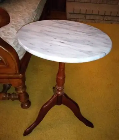 Marble table round