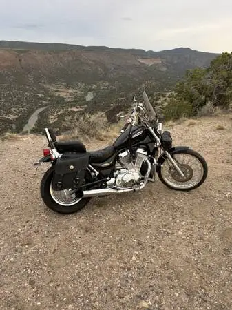1997 Suzuki Intruder Excellent condition