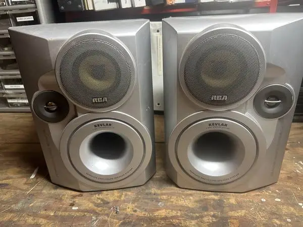 Two RCA Speakers w Subwoofer