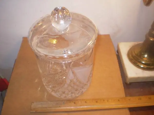 vintage new  samobor crystal   24%  Lead  Biscuit Barrel Jar W/ Lid