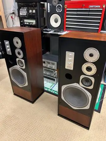 Marantz HD 880 12” 4 way vintage speakers
