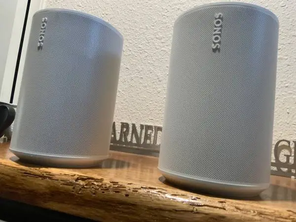 Sonos ERA 100 white, immaculate ready for your home