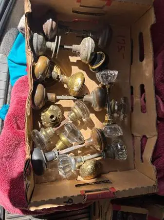 Door knobs vintage whole box these are not reproductions quite old