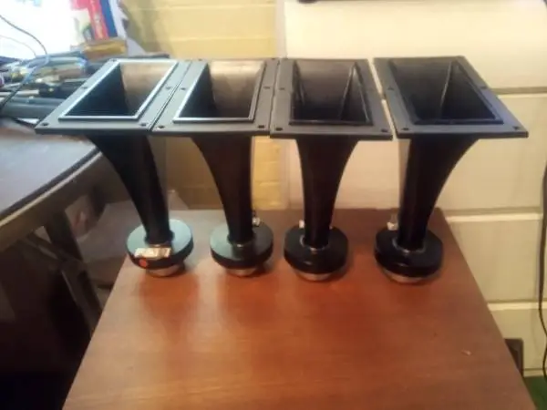 Sansui S-122 Horn Trumpet Tweeter Speakers