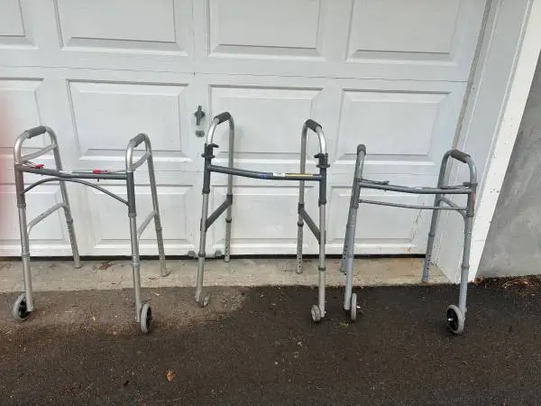 foldable walker s, and/or 4 cane (s)