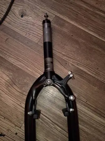 29 GT Pro forks 1 1/8 / Tektro Brake