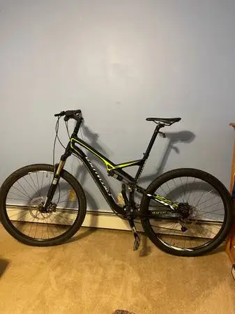 Specialized full suspension XL Camber-29 29er mountain bike