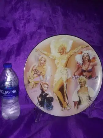 Marilyn Monroe Large 5n1 Scene Collective Plate