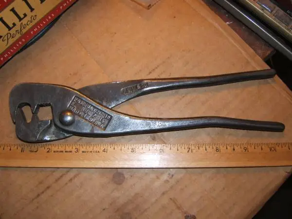Antique Tire Chain Pliers Tool, JNM & CO.