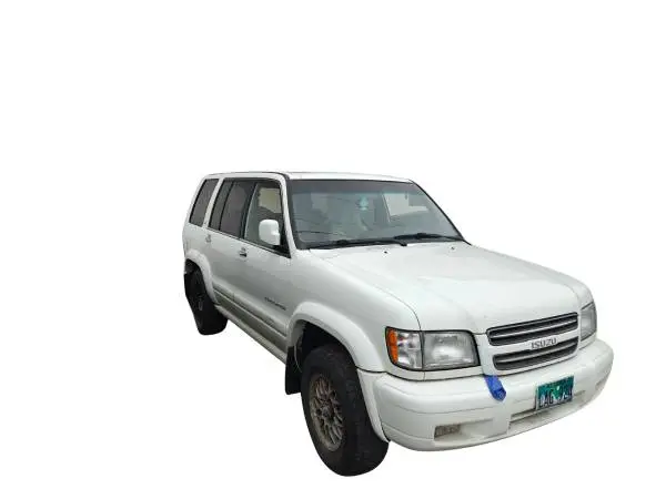 2001 Isuzu Trooper