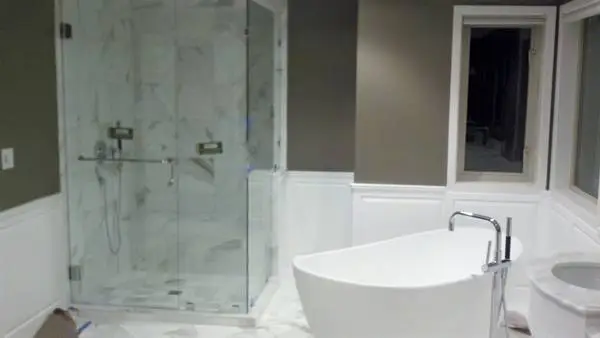 WALKIN SHOWERS - FULL BATHROOM REMODELS
