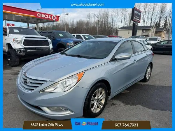 2013 Hyundai Sonata - Financing Available!
